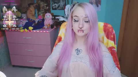 Manuela online show from 5, 10, 2025