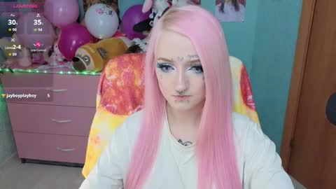 Manuela online show from 19, 12, 2025