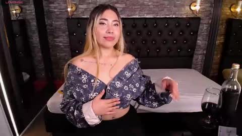 Manuela  online show from 20, 12, 2025