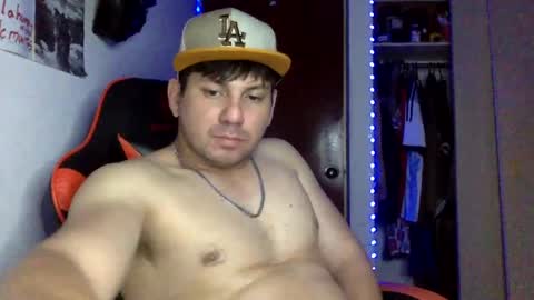 Snapshot of manuelle_francesco chatting on 4, 10, 2025 Manu online show from 4, 10, 2025