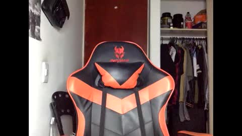 Snapshot of manuelle_francesco chatting on 9, 10, 2025 Manu online show from 9, 10, 2025