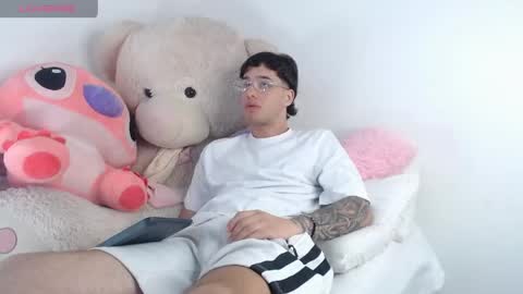 Manuel online show from 16, 5, 2026
