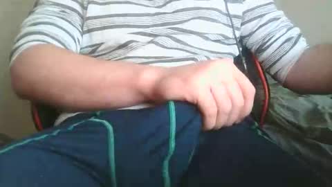 Snapshot of manwithsausage98 chatting on 26, 5, 2026 manwithsausage98 online show from 26, 5, 2026