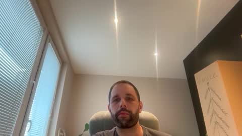 manynaaamess online show from 2, 12, 2025