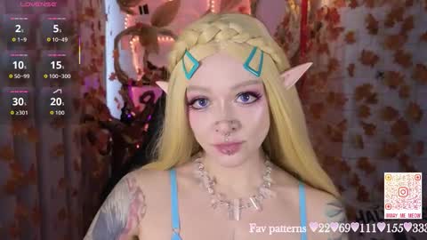 Snapshot of mao_me_meow chatting on 30, 11, 2025 Sasha online show from 30, 11, 2025