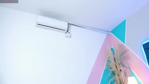 Snapshot of mara_winters_ chatting on 21, 12, 2025 mara_winters_ online show from 21, 12, 2025