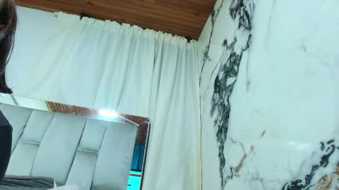 Snapshot of maraa_x chatting on 29, 4, 2026 maraa_x online show from 29, 4, 2026