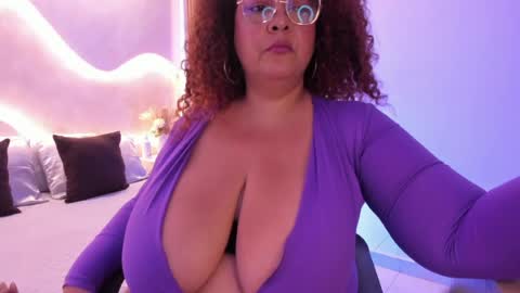 Snapshot of maraasweet chatting on 13, 5, 2026 Mrs. Sweet online show from 13, 5, 2026
