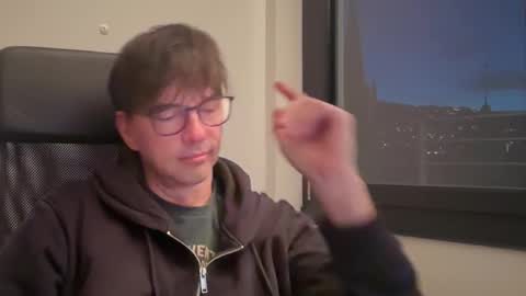 Maracatu online show from 18, 12, 2025