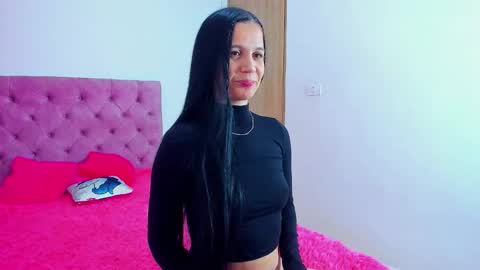 Mara hanson  online show from 5, 12, 2025