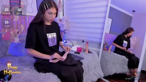 Snapshot of maraia_ford chatting on 14, 10, 2025 Mara online show from 14, 10, 2025