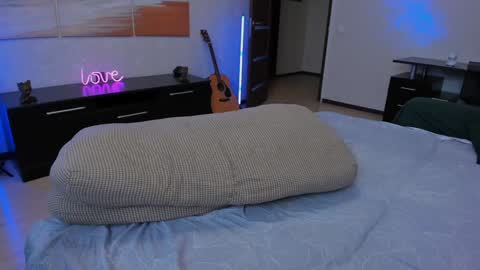 alex marvelxx online show from 2, 2, 2025