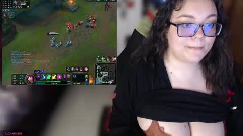 Snapshot of marcela2101 chatting on 31, 12, 2024 marcela2101 online show from 31, 12, 2024