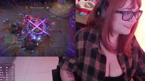 Snapshot of marcela2101 chatting on 6, 3, 2025 marcela2101 online show from 6, 3, 2025