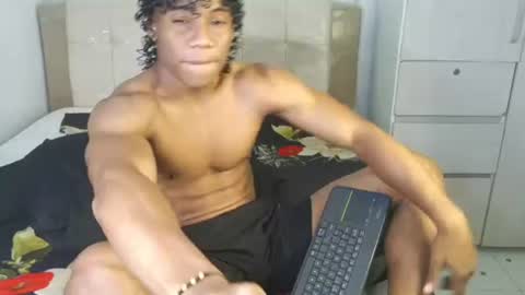 Snapshot of marcelo_dosantos77 chatting on 25, 6, 2026 MARCELO online show from 25, 6, 2026