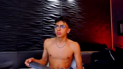 Marco and Ethan online show from 31, 12, 2024