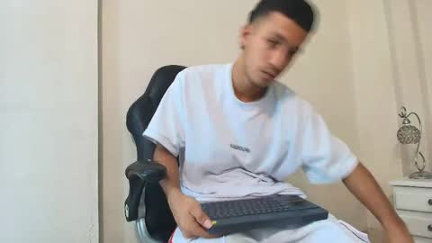 Snapshot of marcus_jeron chatting on 24, 4, 2026 marcus_jeron online show from 24, 4, 2026