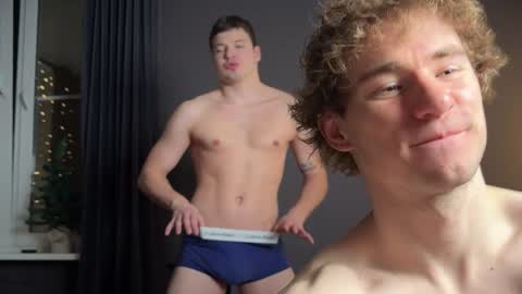 Snapshot of marcus_paradise chatting on 4, 1, 2025 marcus_paradise online show from 4, 1, 2025