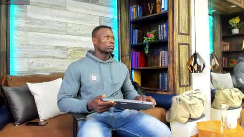 Snapshot of marcusblack_ chatting on 12, 5, 2026 Marcusssss online show from 12, 5, 2026