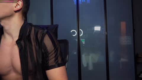 Snapshot of marcusdiamond chatting on 3, 2, 2025 Marcus Diamond online show from 3, 2, 2025