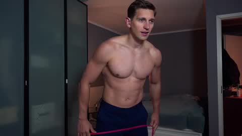 Snapshot of marcusdiamond chatting on 27, 10, 2025 Marcus Diamond online show from 27, 10, 2025