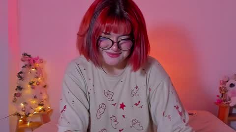 Snapshot of marcy_grey chatting on 24, 12, 2024 danna online show from 24, 12, 2024