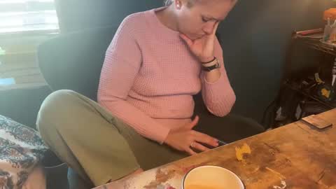 Snapshot of margolane chatting on 29, 9, 2025 Elle online show from 29, 9, 2025