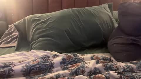 Snapshot of margolane chatting on 26, 11, 2025 Elle online show from 26, 11, 2025