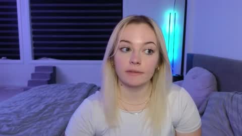 Snapshot of margot_robbie7 chatting on 30, 11, 2025 margot_robbie7 online show from 30, 11, 2025