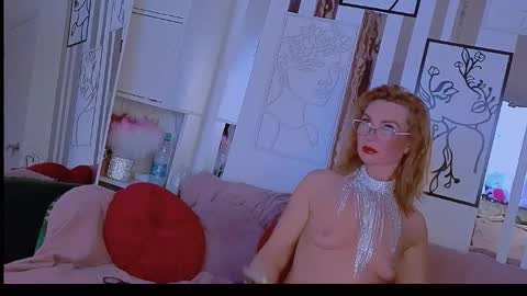 mari69juana online show from 18, 12, 2025