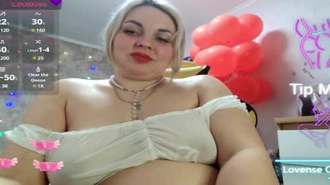 Mari online show from 4, 3, 2025