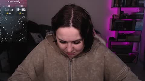 mari moore online show from 3, 2, 2025