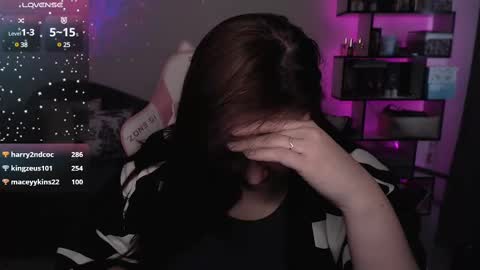 mari moore online show from 4, 3, 2025