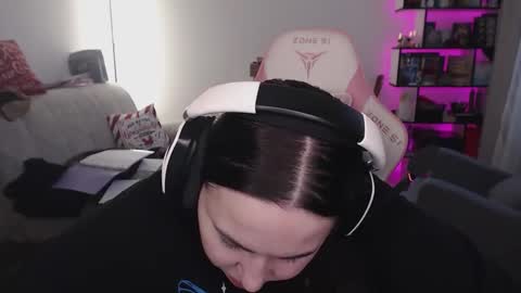 mari moore online show from 19, 1, 2026