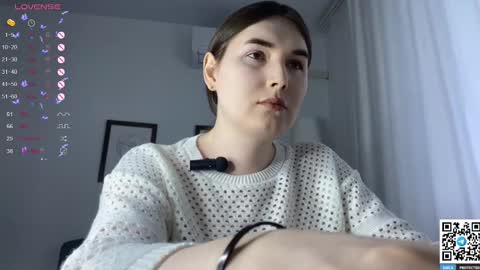 Snapshot of maria_bowie chatting on 8, 3, 2025 Maria online show from 8, 3, 2025