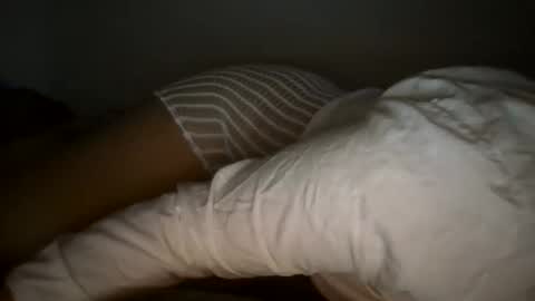 Snapshot of maria_le chatting on 9, 11, 2025 MARIALE online show from 9, 11, 2025