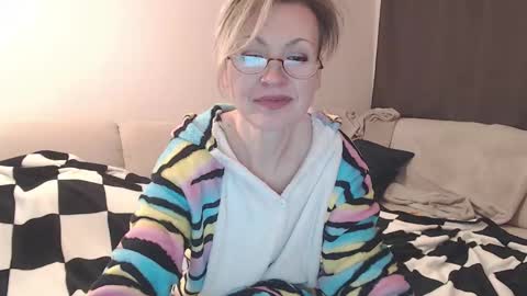 Snapshot of maria_lisica chatting on 12, 2, 2025 Mari online show from 12, 2, 2025