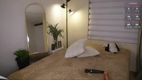 Snapshot of maria_petit chatting on 29, 5, 2026 M. online show from 29, 5, 2026