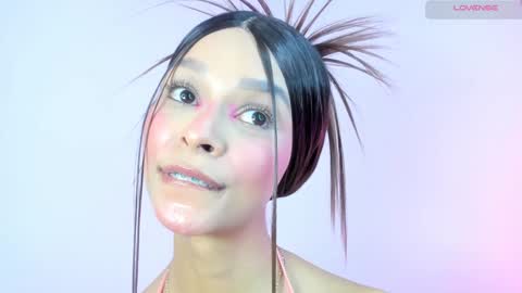 S O F I A  model independent online show from 6, 2, 2025