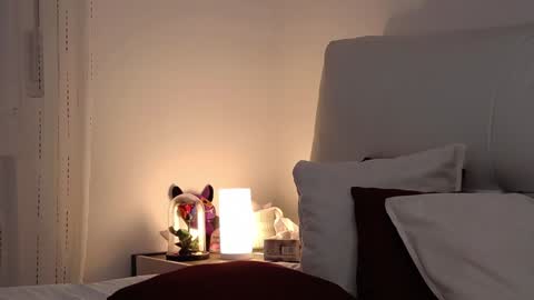 Snapshot of mariafame chatting on 27, 1, 2025 NEW ACCOUNT MariaMIlan online show from 27, 1, 2025