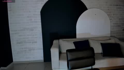 Snapshot of mariaherrera_ chatting on 12, 3, 2025 MARIA HERRERA online show from 12, 3, 2025