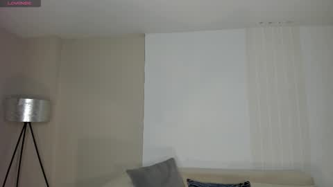 MARIA HERRERA  online show from 19, 2, 2026