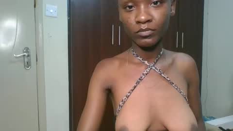 mariahsexy4u online show from 3, 4, 2026