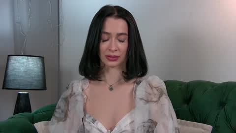 MariaMenson online show from 22, 1, 2025