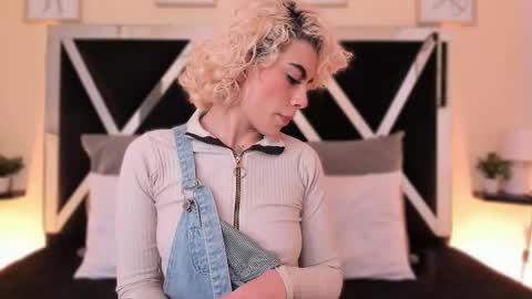 Snapshot of marian_pinzon chatting on 17, 9, 2025 Marian online show from 17, 9, 2025