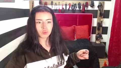 Marian online show from 15, 9, 2025