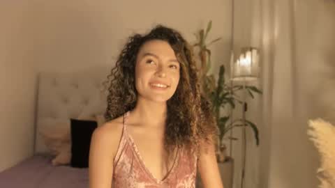 Snapshot of marian_skinny chatting on 14, 12, 2025 Marian online show from 14, 12, 2025