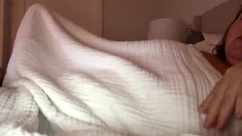 mariana199410 online show from 2, 12, 2025