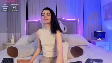mariana__thompson online show from 27, 6, 2026