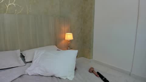 Mariana Allen online show from 11, 2, 2025